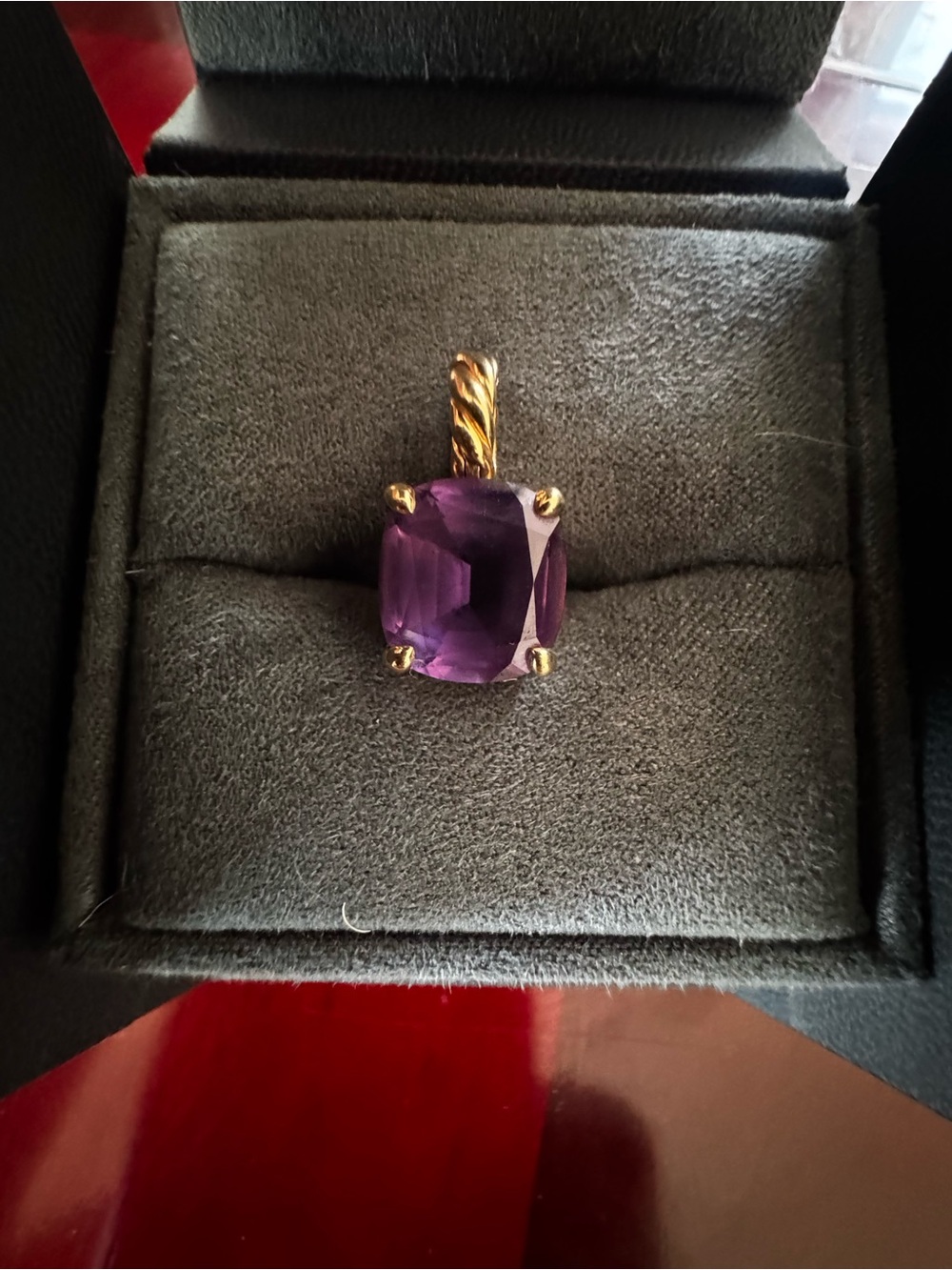 David Yurman 18K Yellow Gold Marbella
Amethyst Pendant | 12mm Faceted Purple
Ame - Picture 9 of 14